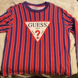 Size medium men’s guess shirt